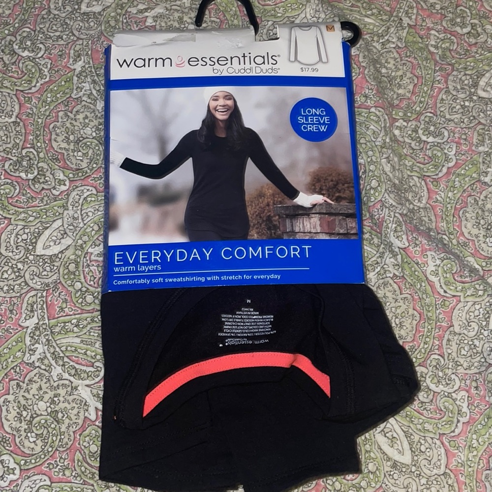 BNWT Warm Essentials by Cuddl Duds long sleeved, crew, layering top & sz. M - Picture 1 of 5
